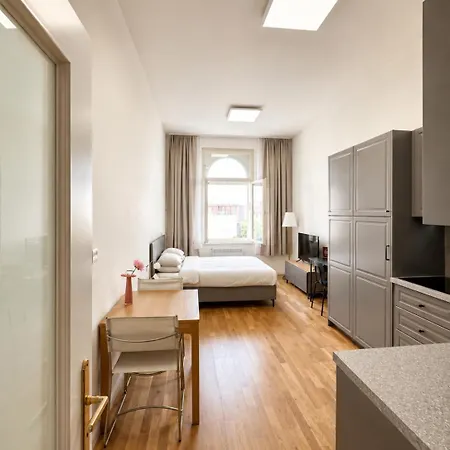 Apartment 4 Station Apt, Smart Tv 28m2 *