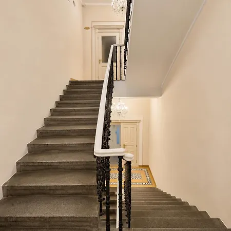 4 Station Apt, Smart Tv 28m2 *